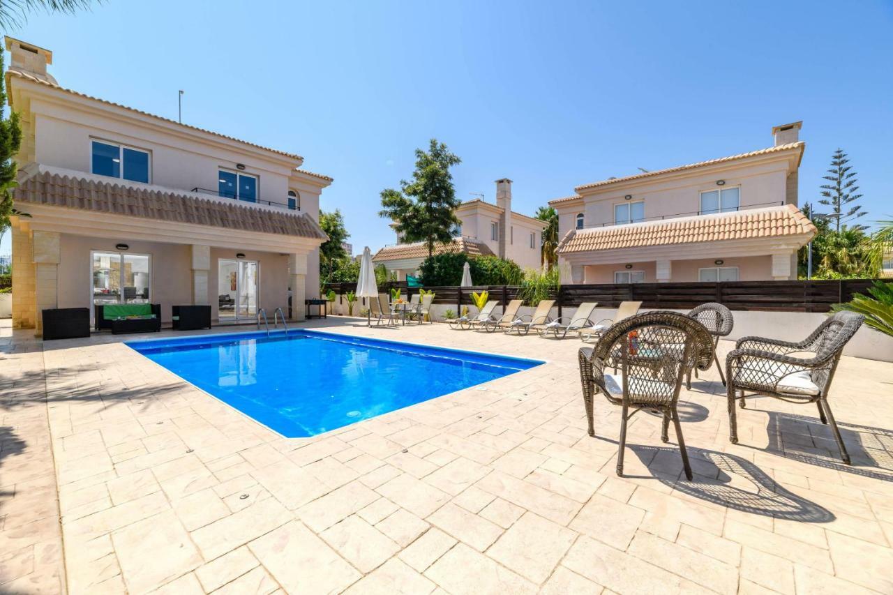 פאראלימני Villa Nadja מראה חיצוני תמונה